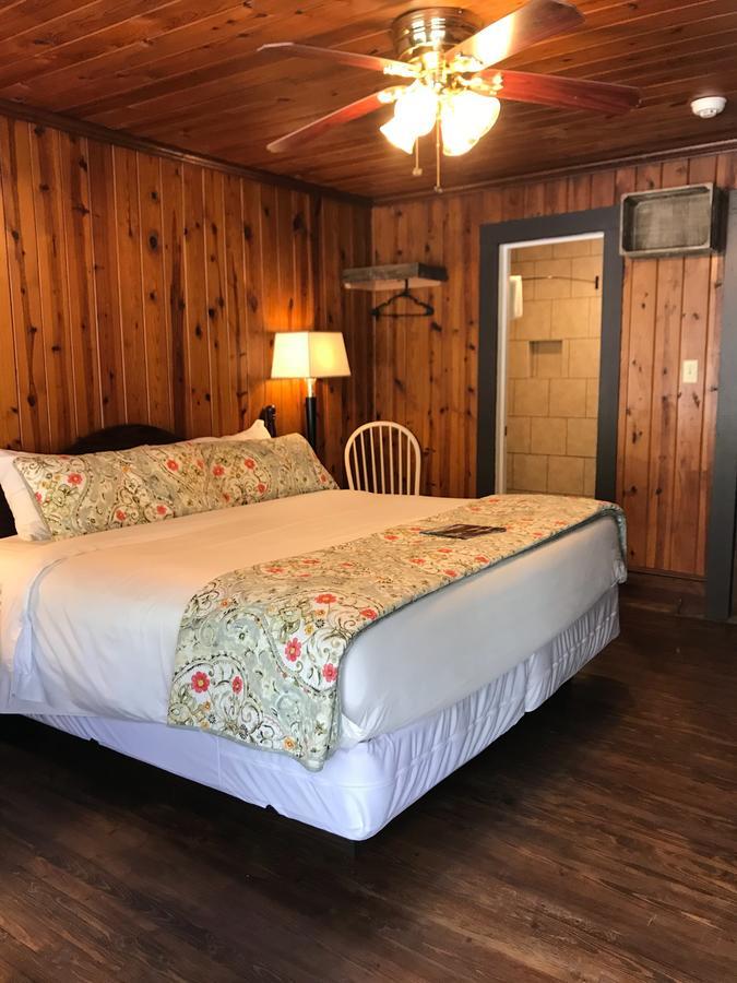 Riverside Lodge At تشيمني روك المظهر الخارجي الصورة