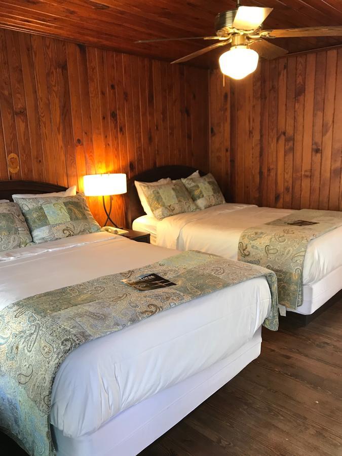 Riverside Lodge At تشيمني روك المظهر الخارجي الصورة