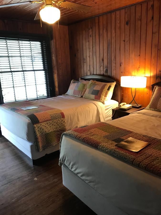 Riverside Lodge At تشيمني روك المظهر الخارجي الصورة